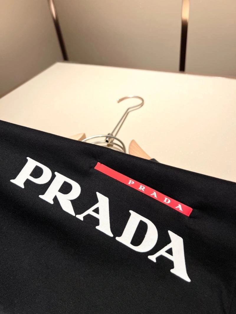 EyeCatching Prada T-Shirts 168637