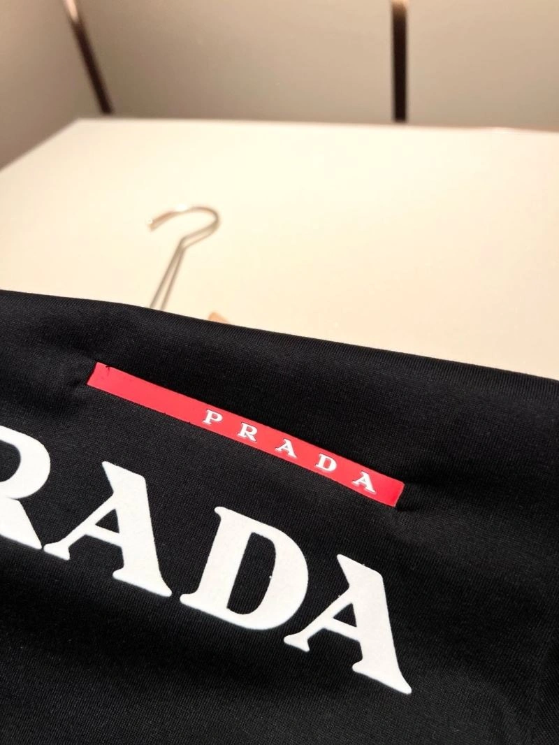 EyeCatching Prada T-Shirts 168637