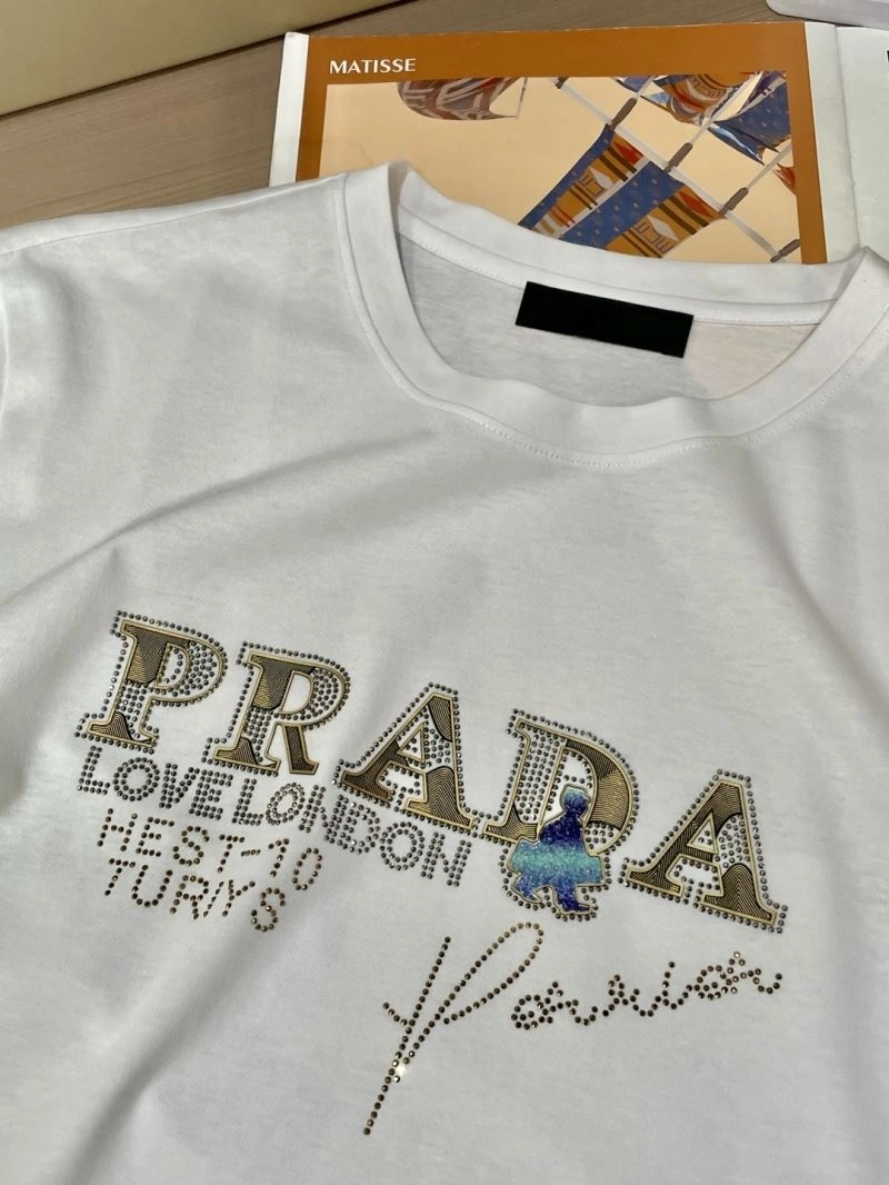 Prada T-Shirts Stylish 168598