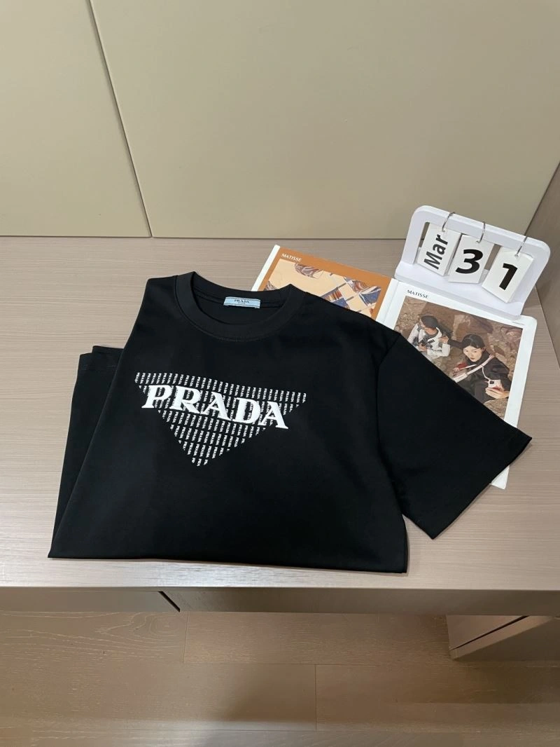 Unique Prada T-Shirts 168609