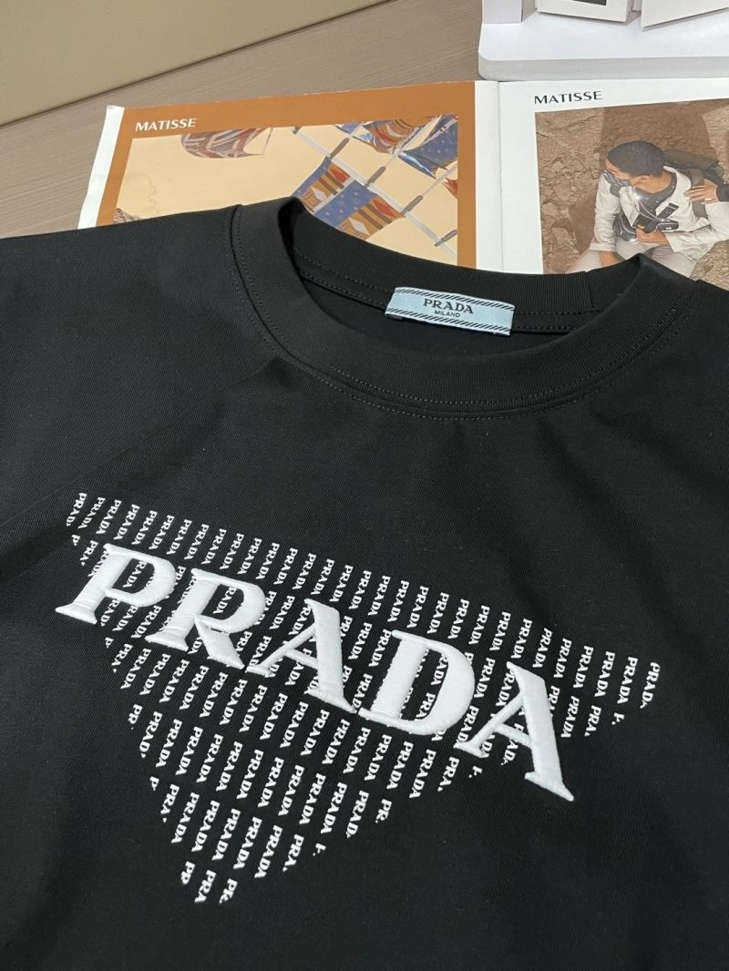 Unique Prada T-Shirts 168609