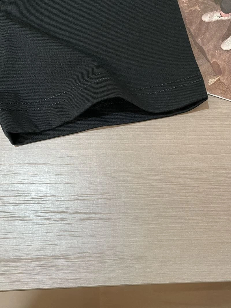 Unique Prada T-Shirts 168609