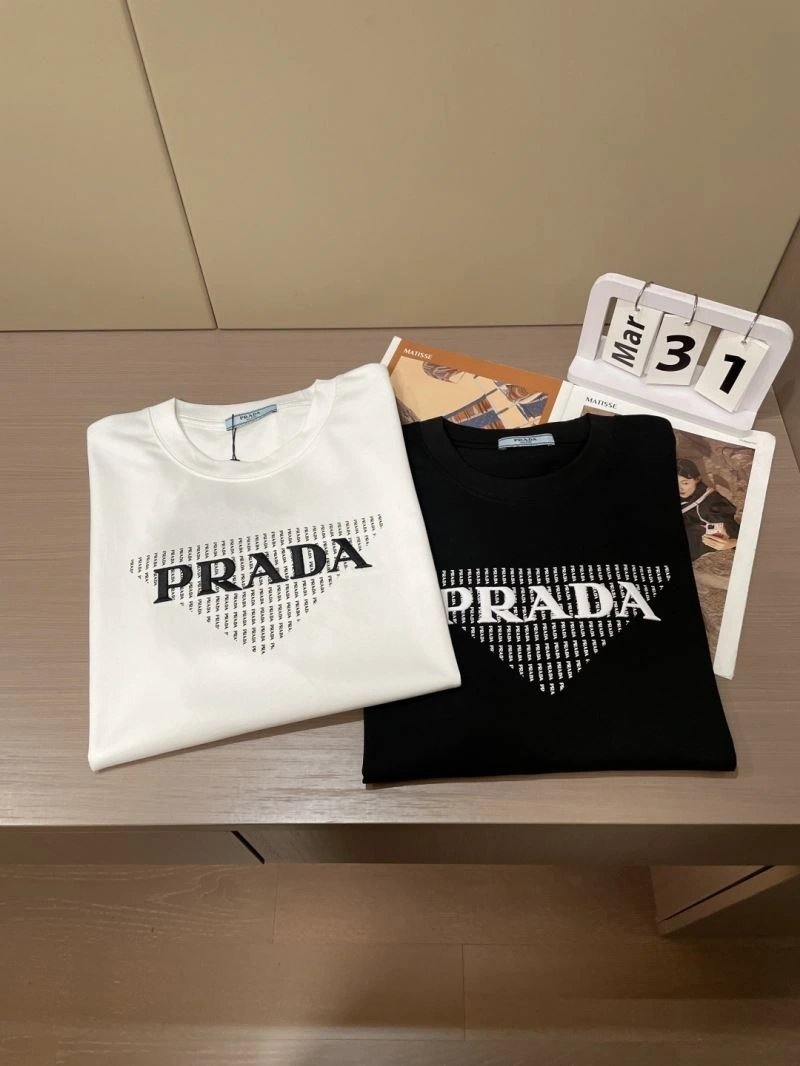 Unique Prada T-Shirts 168609
