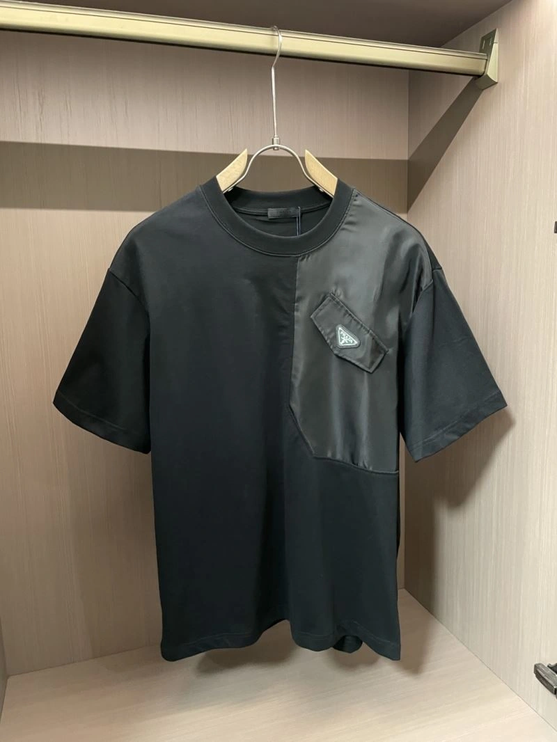 Prada T-Shirts Stylish 168605