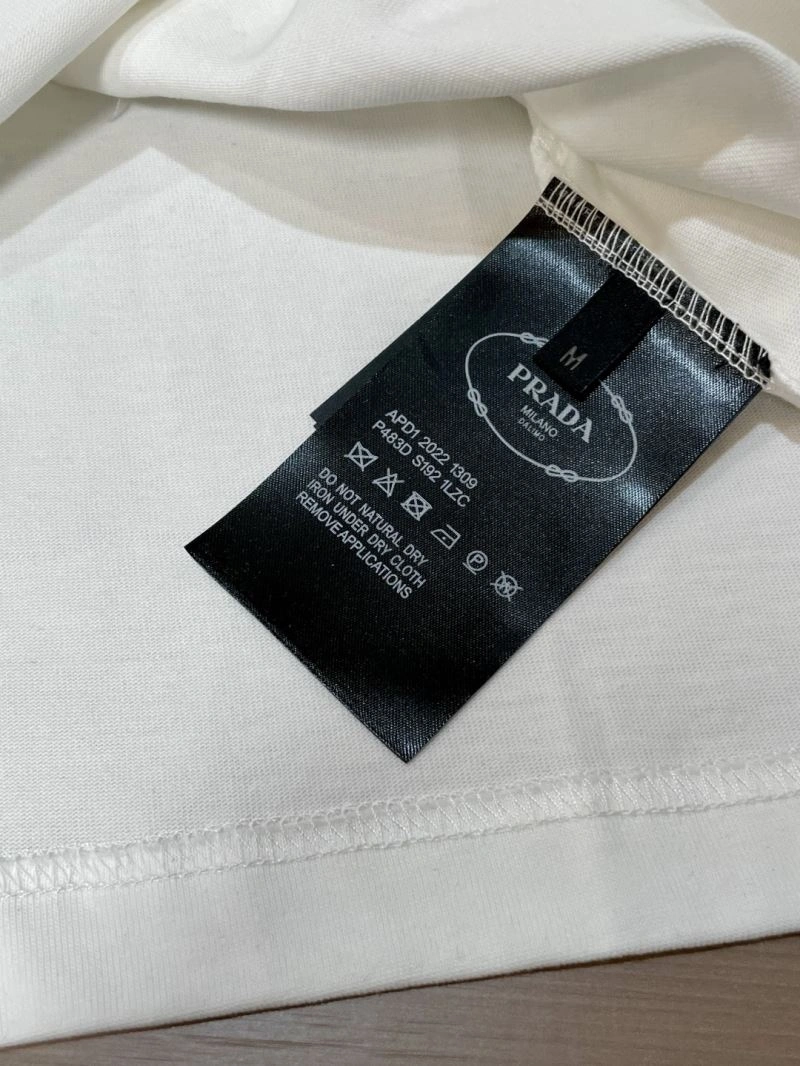 Prada T-Shirts Stylish 168605
