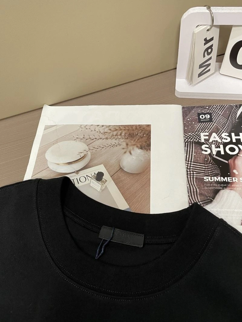 AllSeason Prada T-Shirts 168603