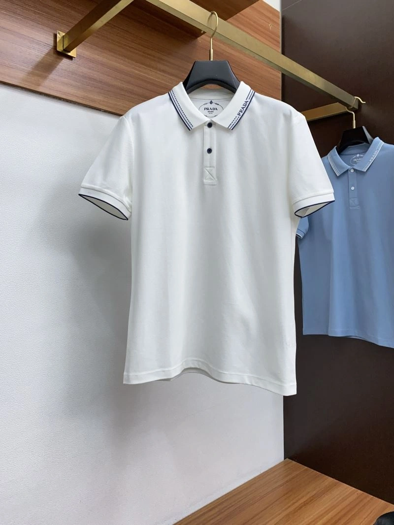 Versatile Prada T-Shirts 168599