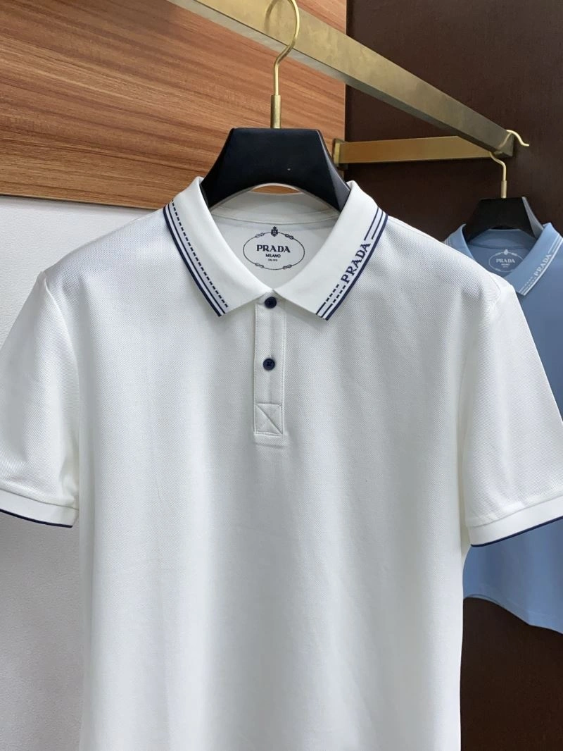 Versatile Prada T-Shirts 168599