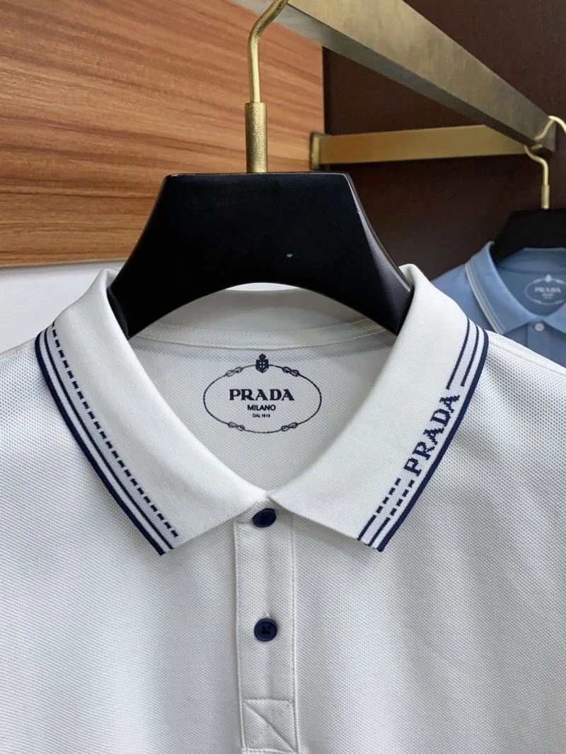 Versatile Prada T-Shirts 168599