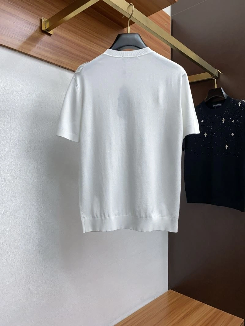 SmartChoice Prada T-Shirts 168594