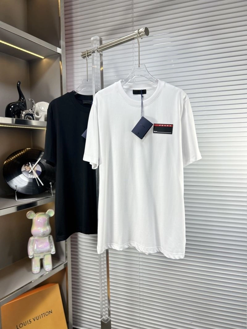 Prada T-Shirts Breathable 168593