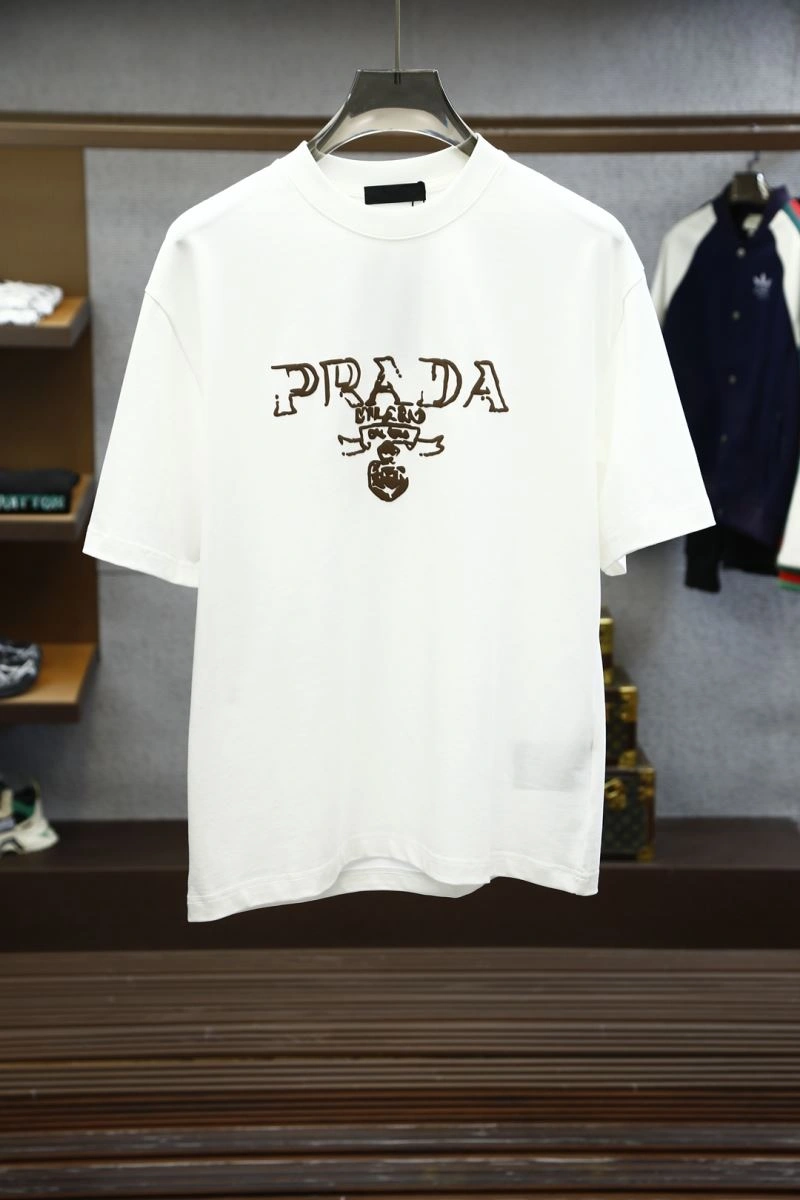 Trendy Prada T-Shirts 168611