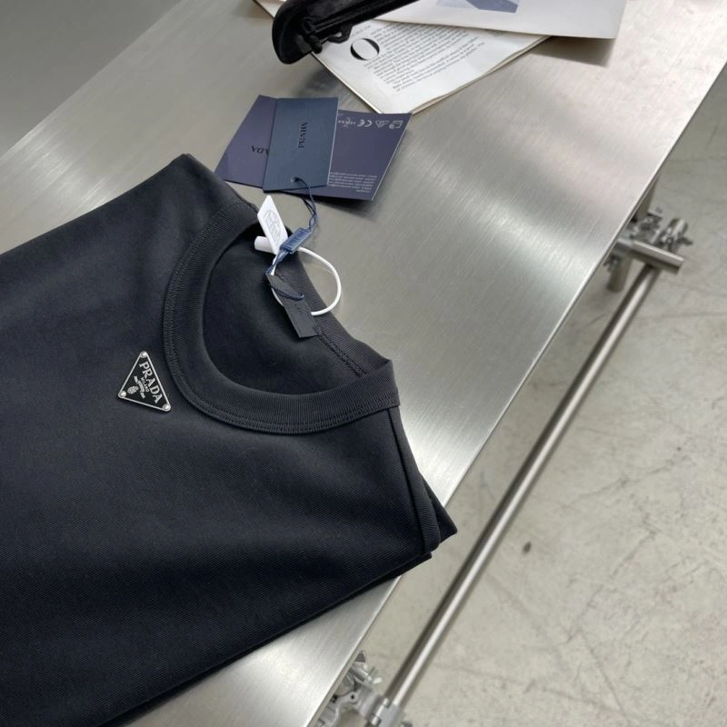 EasyCare Prada T-Shirts 168562