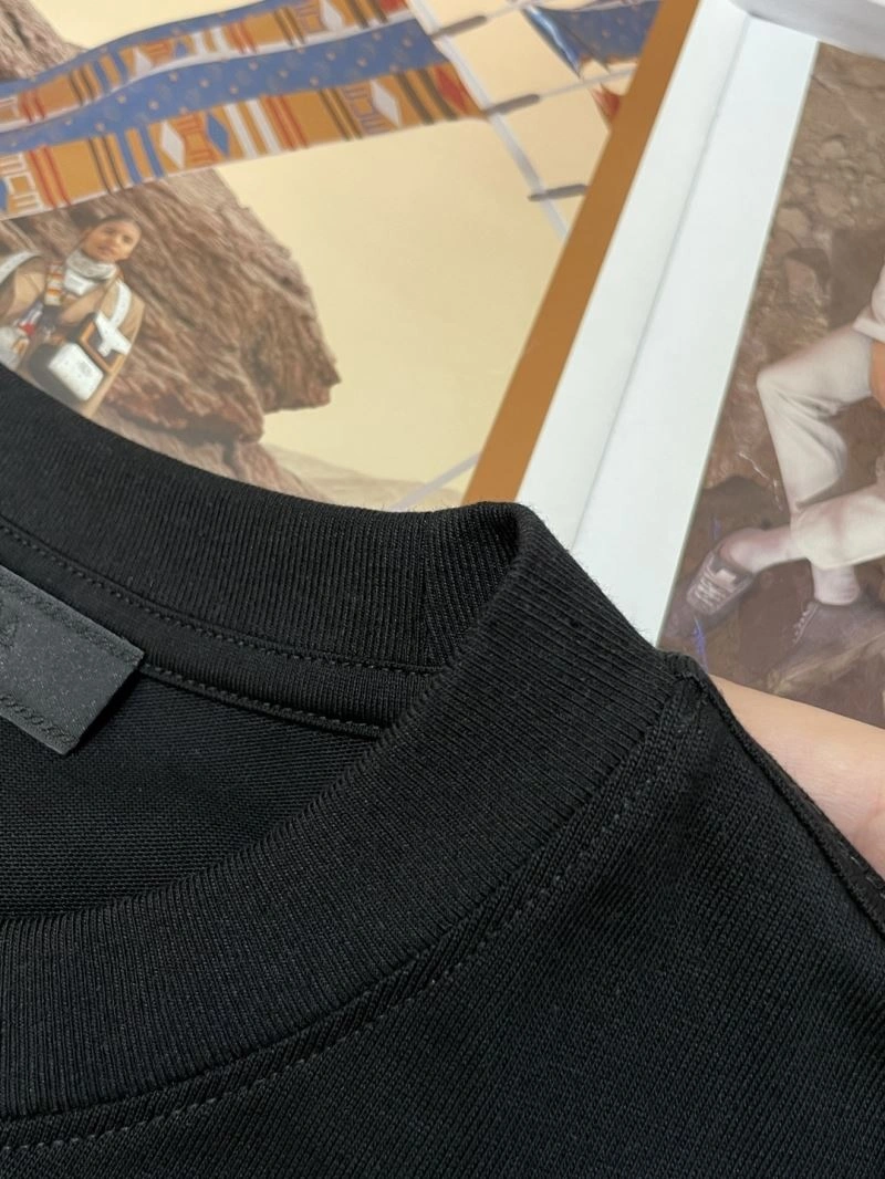 Youthful Prada T-Shirts 168565