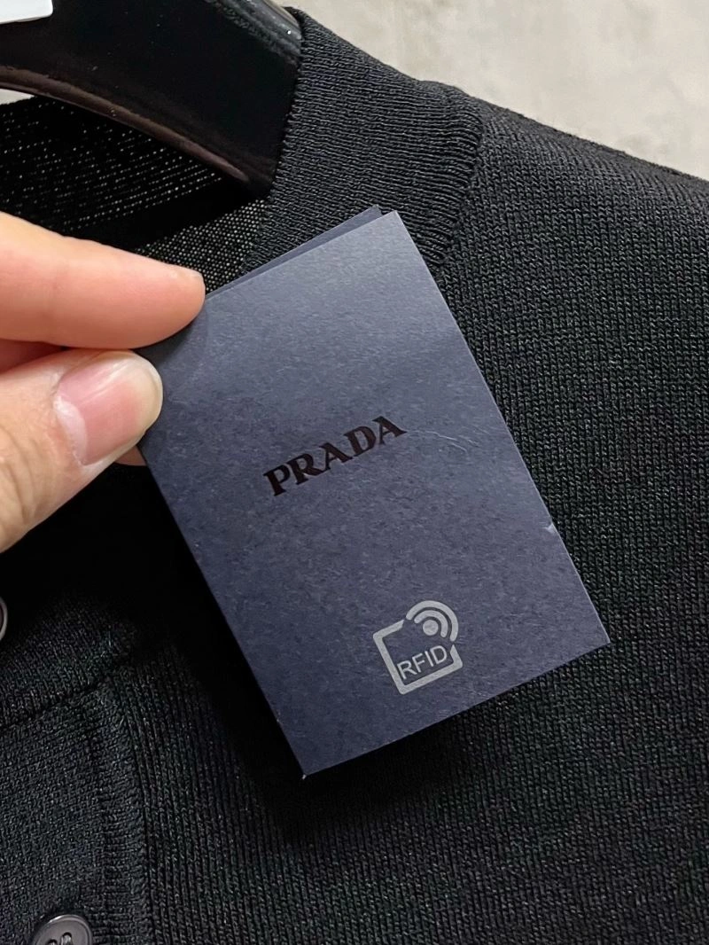 Prada T-Shirts Breathable 168561
