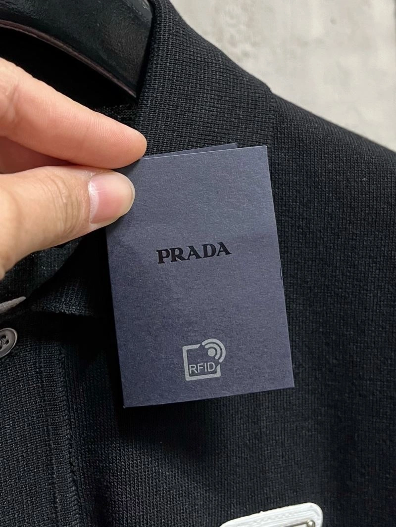 Prada T-Shirts Lightweight 168557