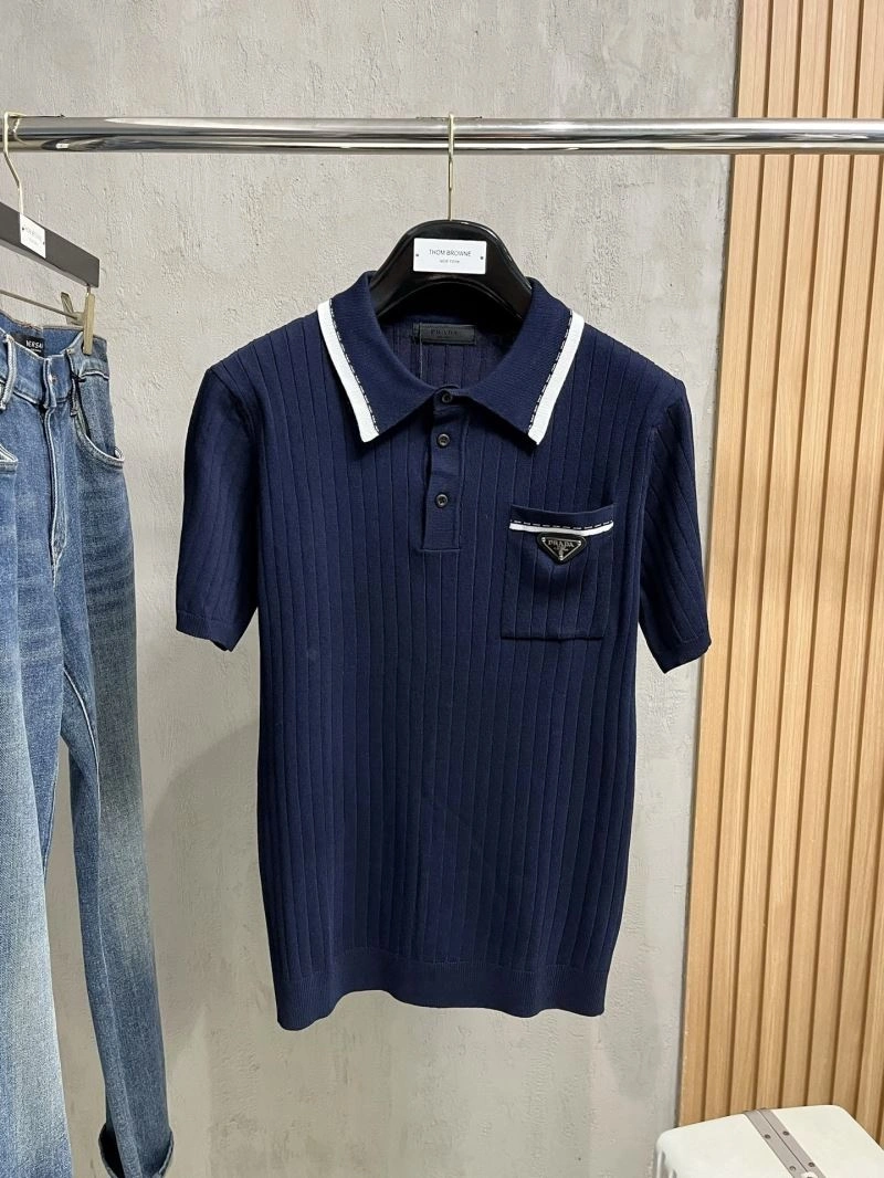 Prada T-Shirts Bold 168568