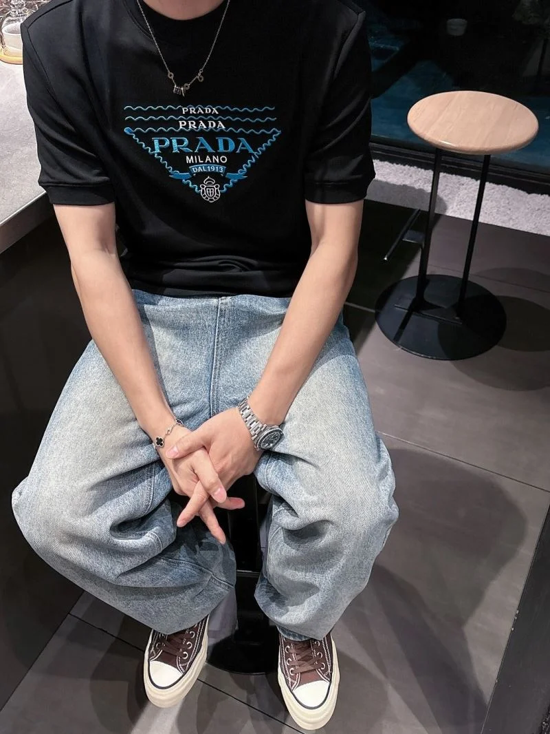 Unique Prada T-Shirts 168548