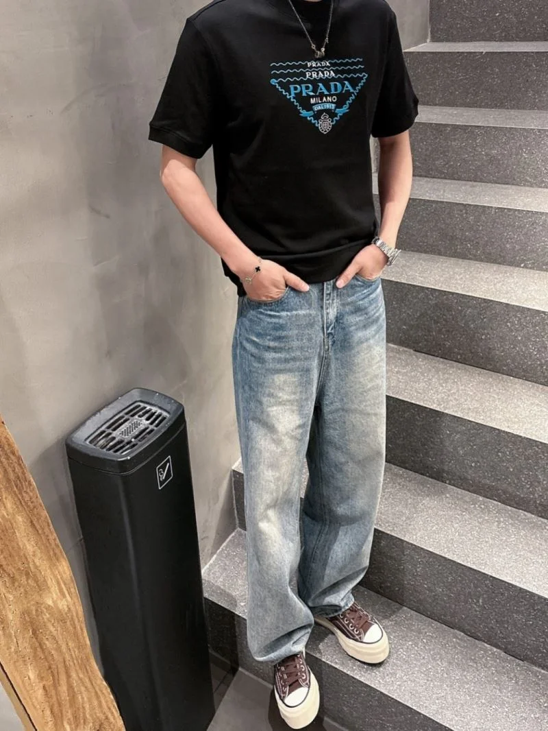 Unique Prada T-Shirts 168548