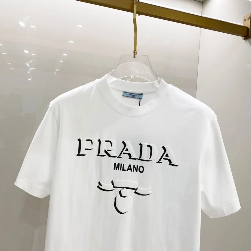 Sustainable Prada T-Shirts 168541