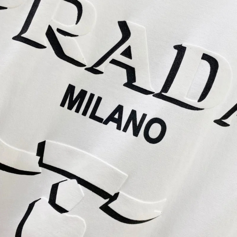 Sustainable Prada T-Shirts 168541