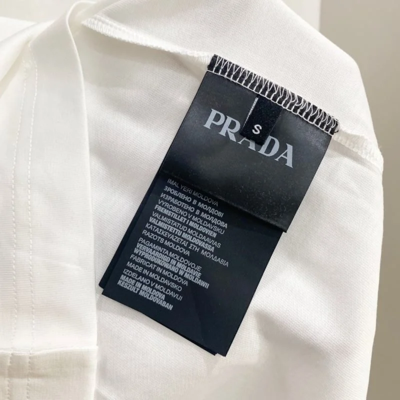 Prada T-Shirts UrbanChic 168544
