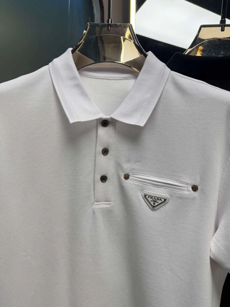 Seasonal Prada T-Shirts 168545