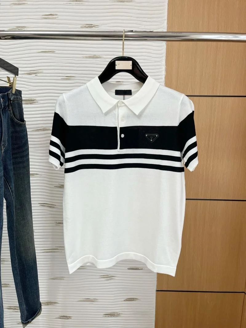 Prada T-Shirts UrbanStyle 168520