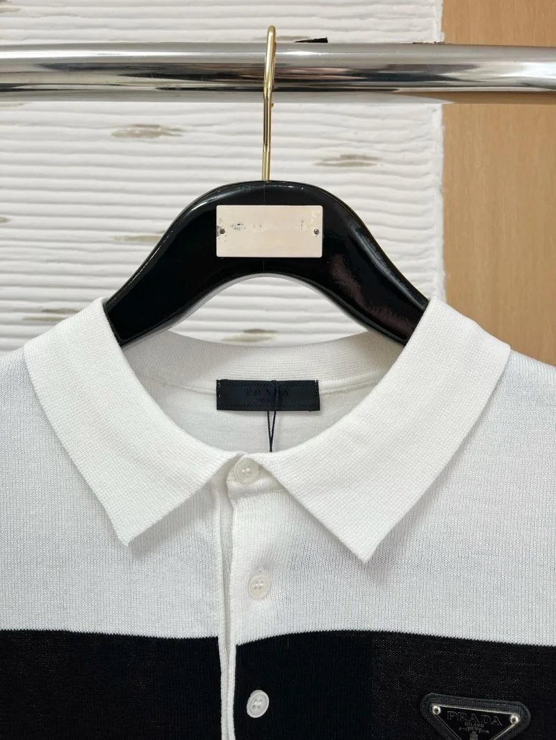 Prada T-Shirts UrbanStyle 168520