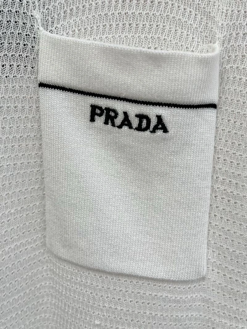 Bold Prada T-Shirts 168554