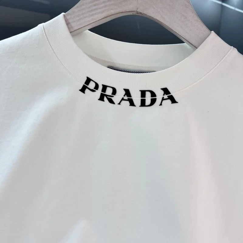 ModernLook Prada T-Shirts 168507