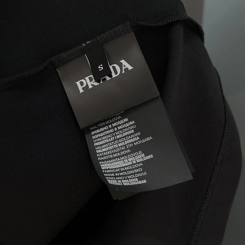 Prada T-Shirts Popular 168543