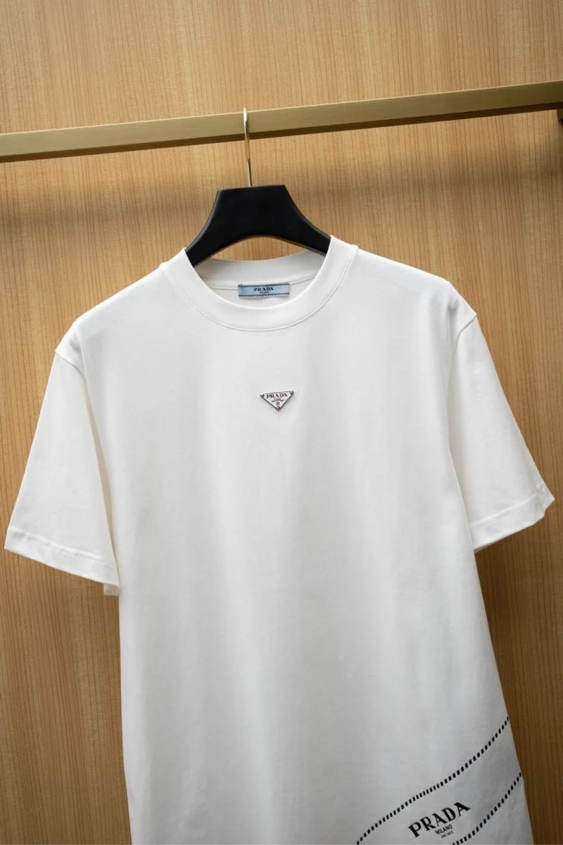 Prada T-Shirts Chic 168495