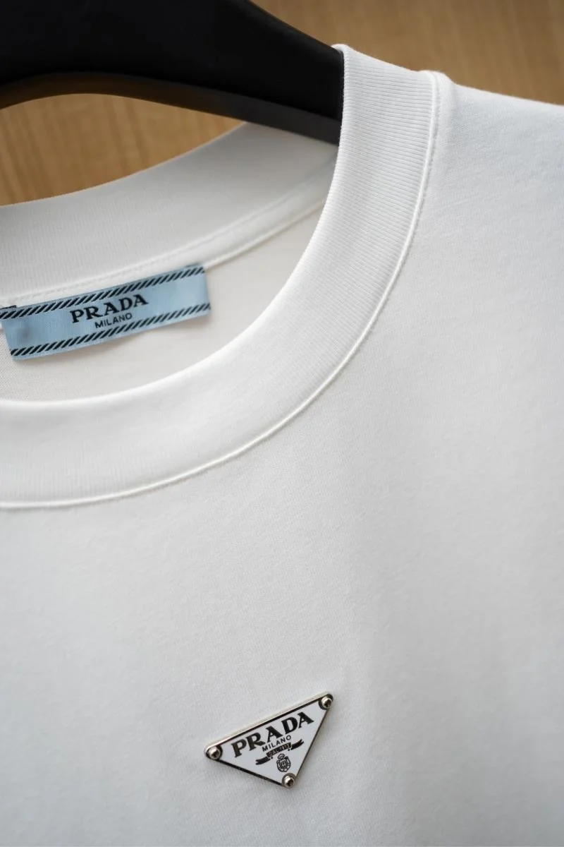 Prada T-Shirts Chic 168495