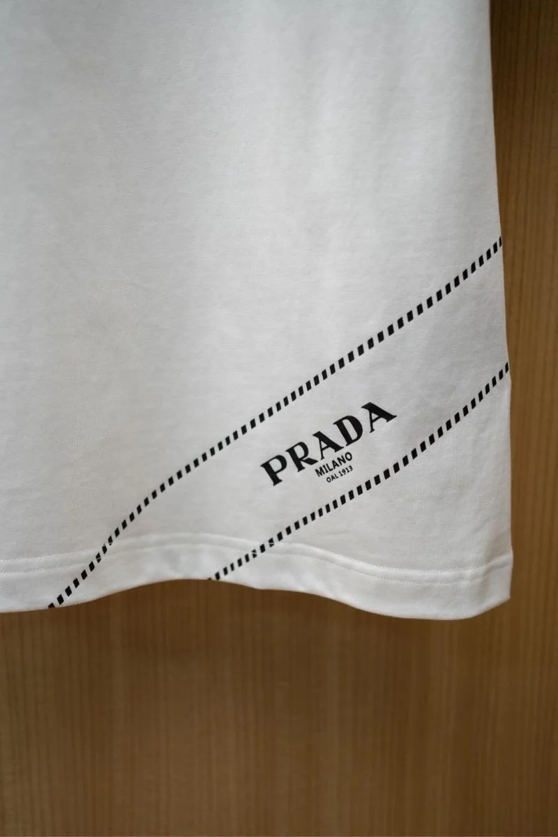 Prada T-Shirts Chic 168495