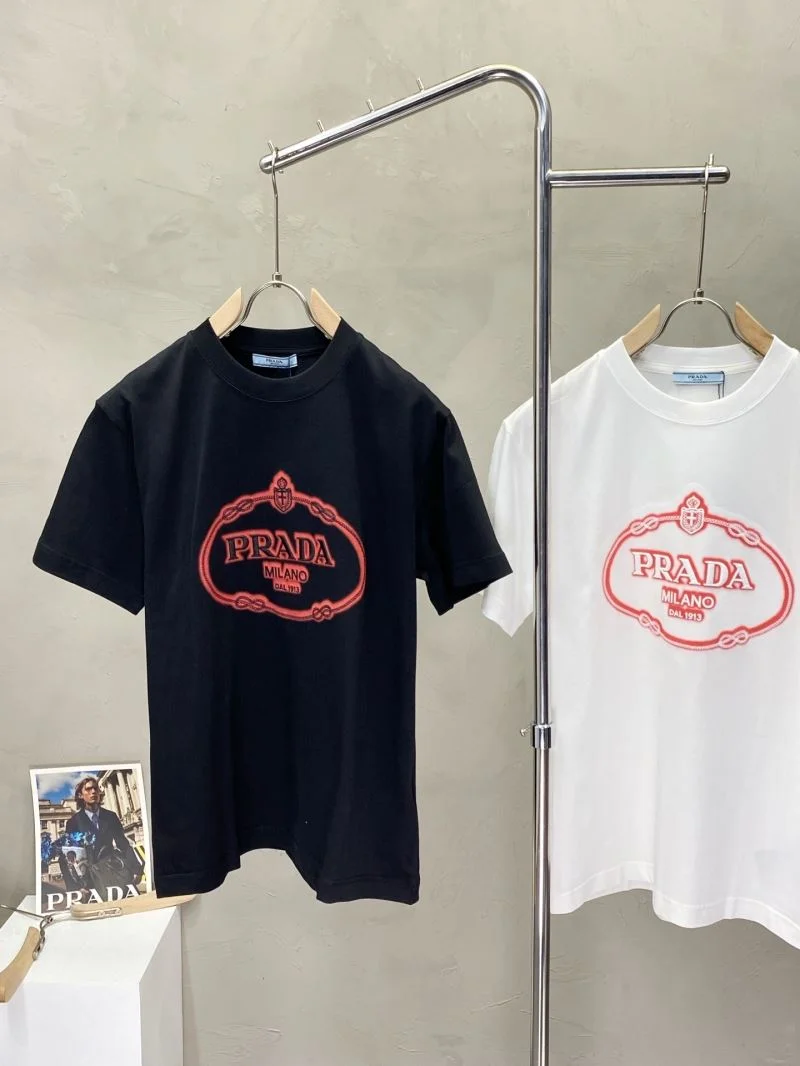 Stylish Prada T-Shirts 168508