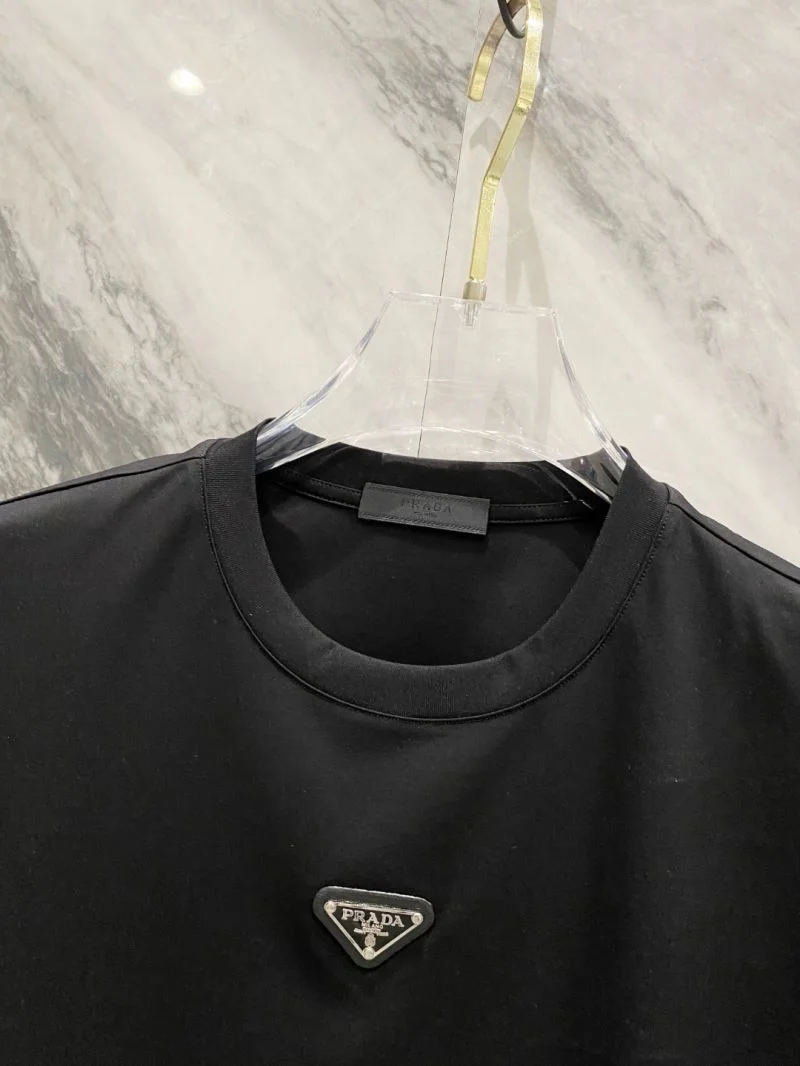Prada T-Shirts Breathable 168481