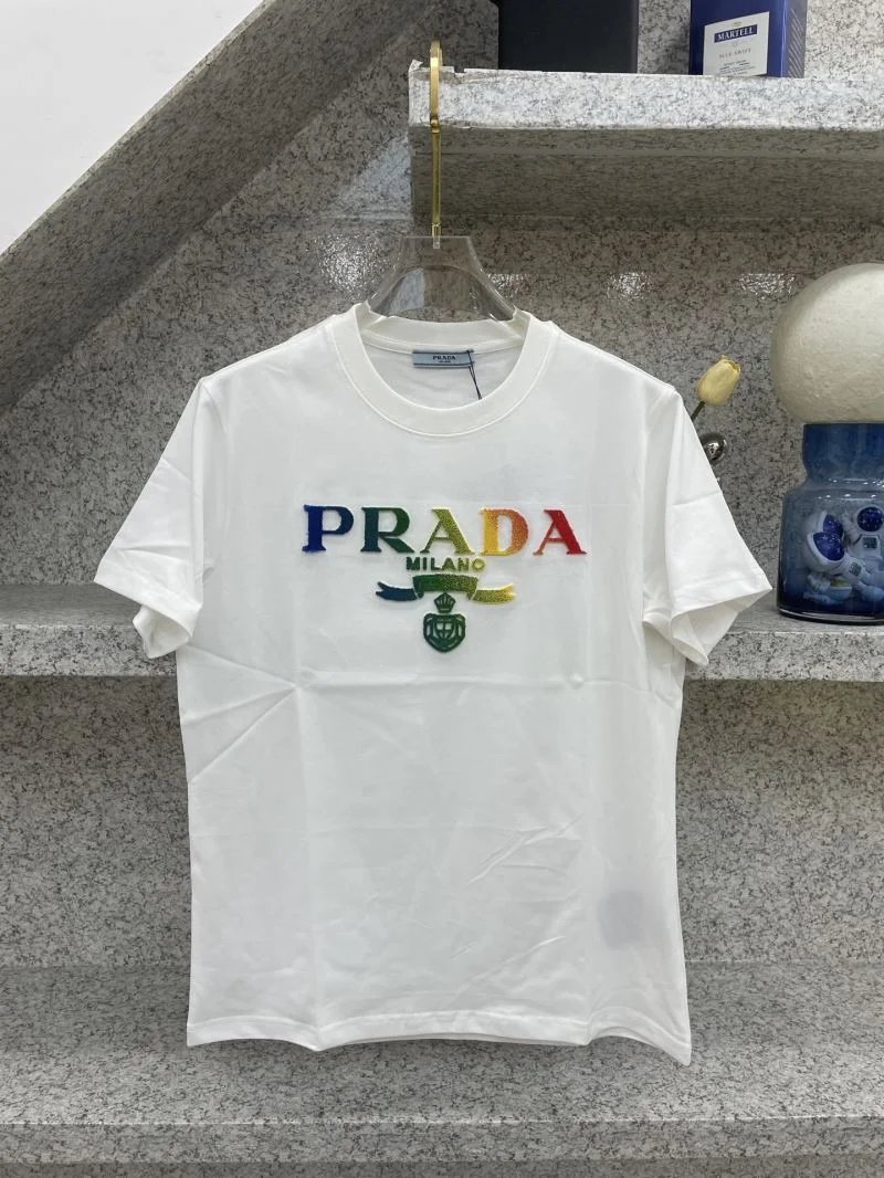 Prada T-Shirts WellDesigned 168482