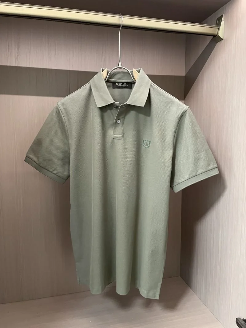 Prada T-Shirts Unisex 168460