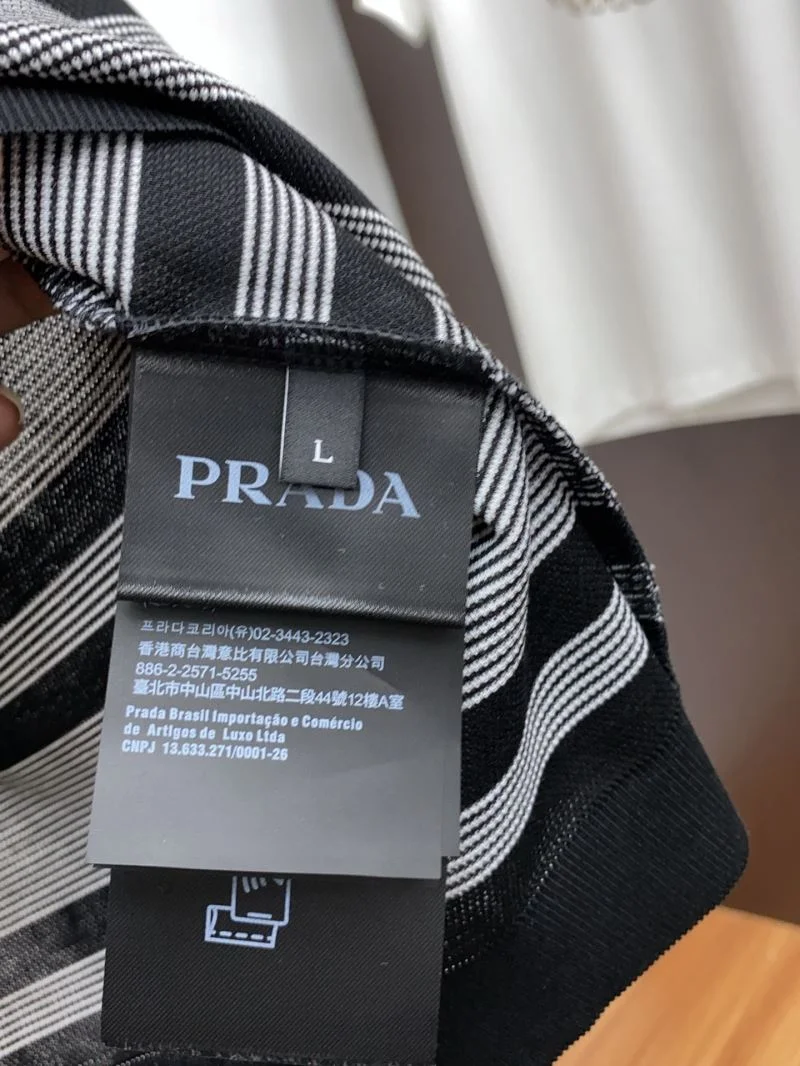 Prada T-Shirts Flexible 168469