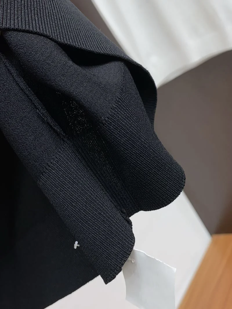 Unique Prada T-Shirts 168468