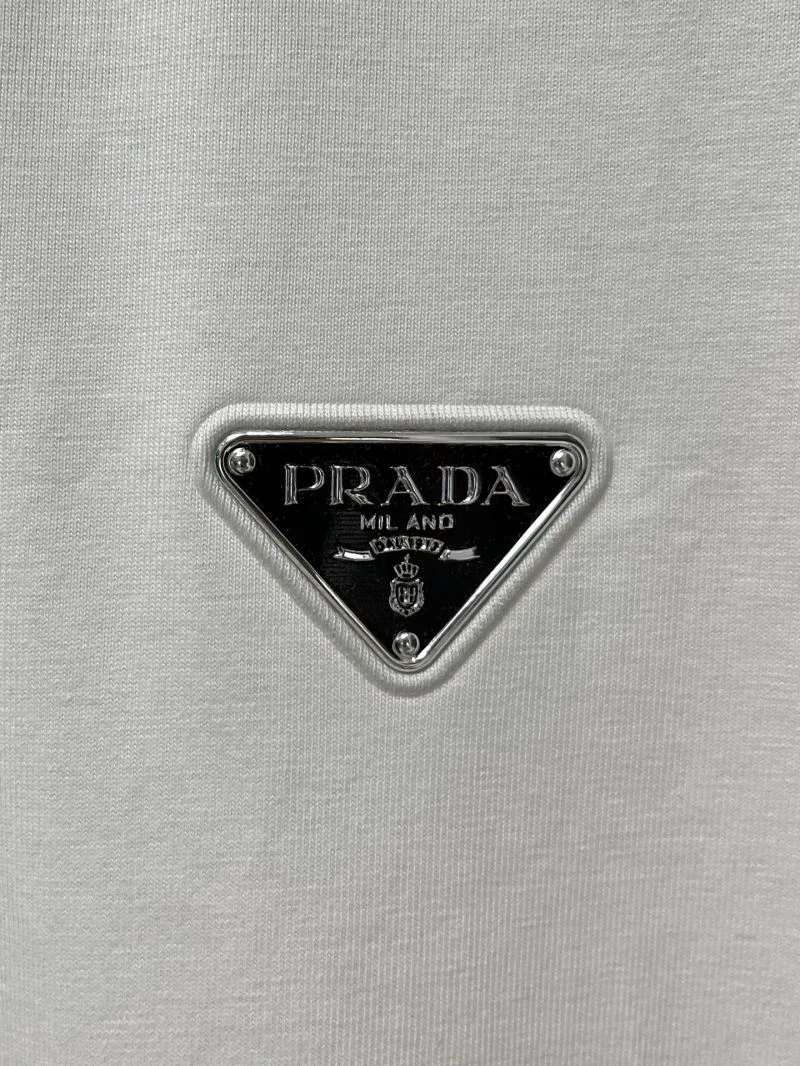 SunProtective Prada T-Shirts 168466