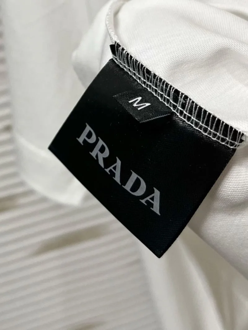 SunProtective Prada T-Shirts 168466