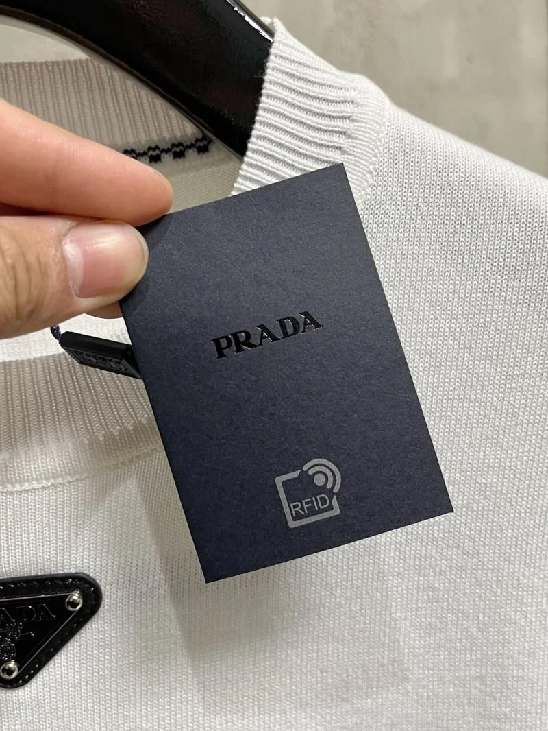 Prada T-Shirts Chic 168464