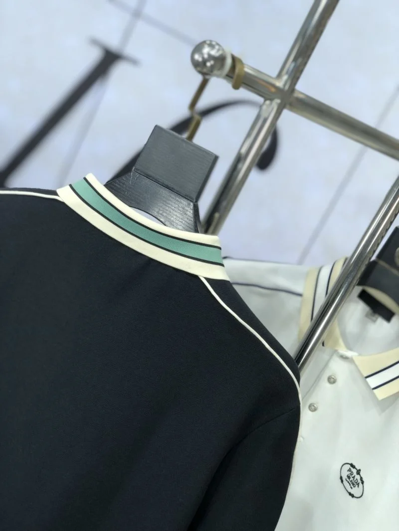Prada T-Shirts Stylish 168456