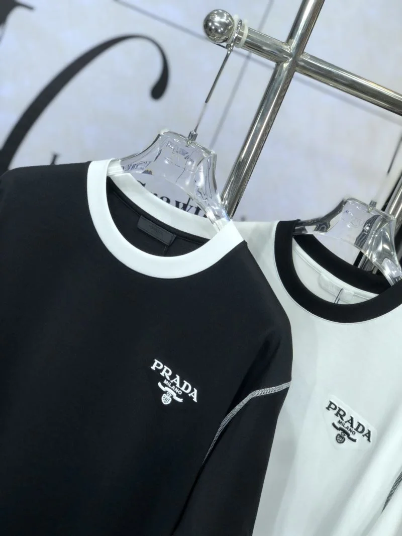 FashionForward Prada T-Shirts 168455