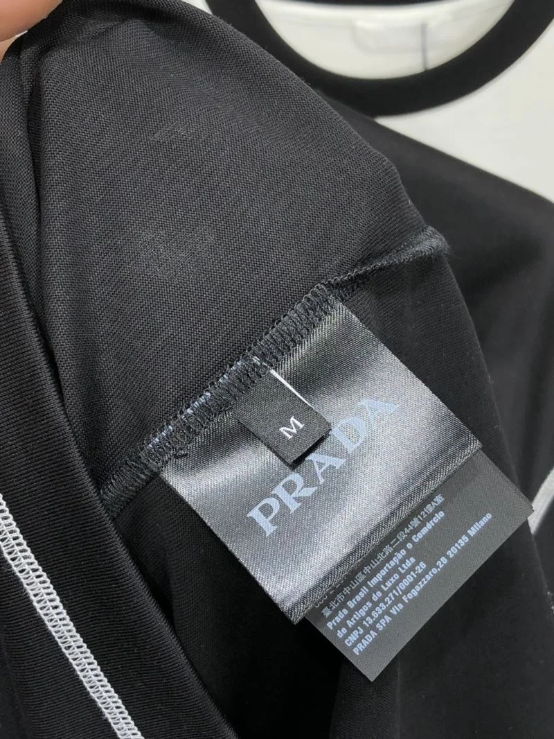 FashionForward Prada T-Shirts 168455