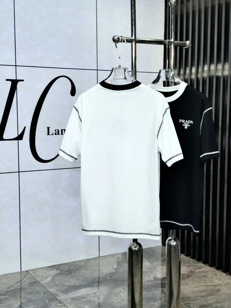 WellDesigned Prada T-Shirts 168451
