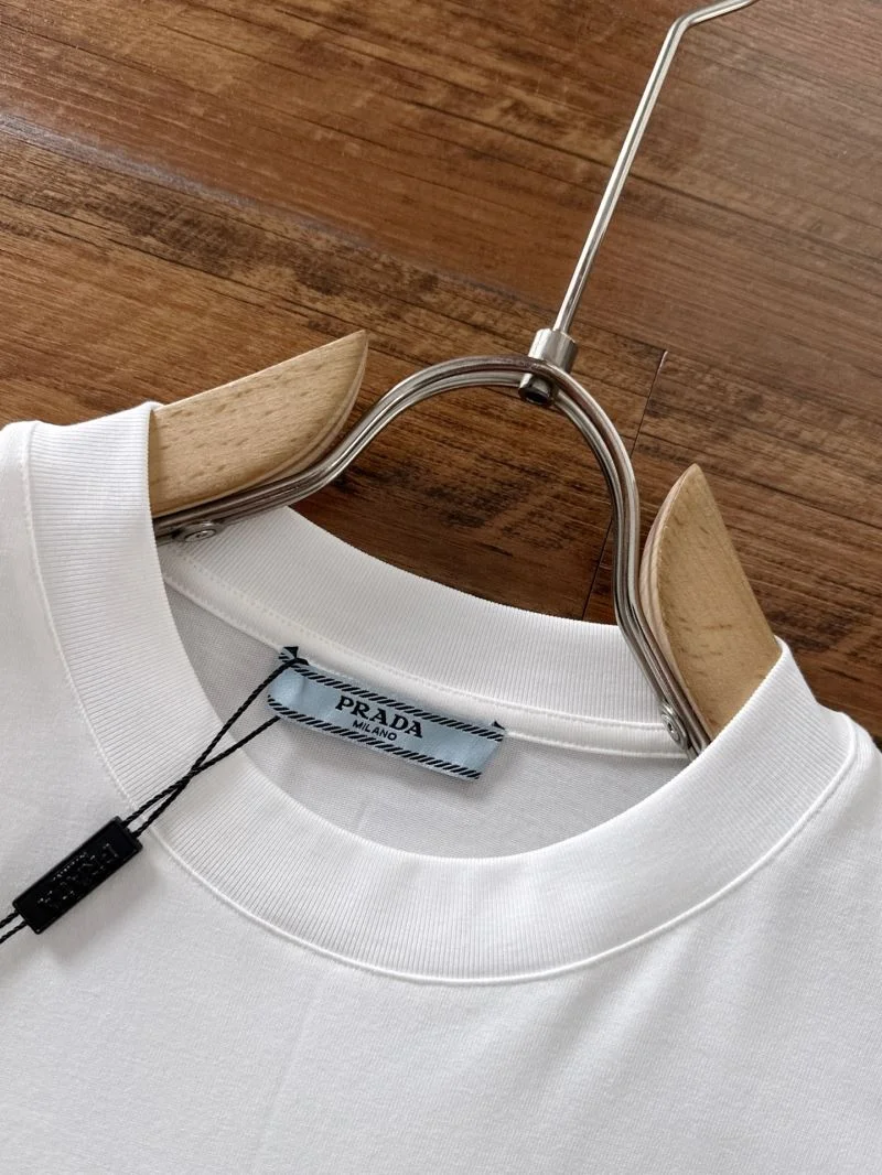 Prada T-Shirts Bold 168471