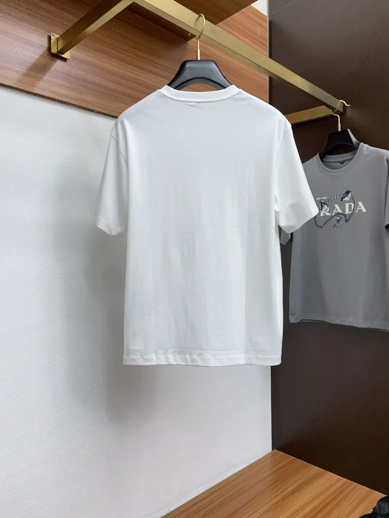 Prada T-Shirts Chic 168437